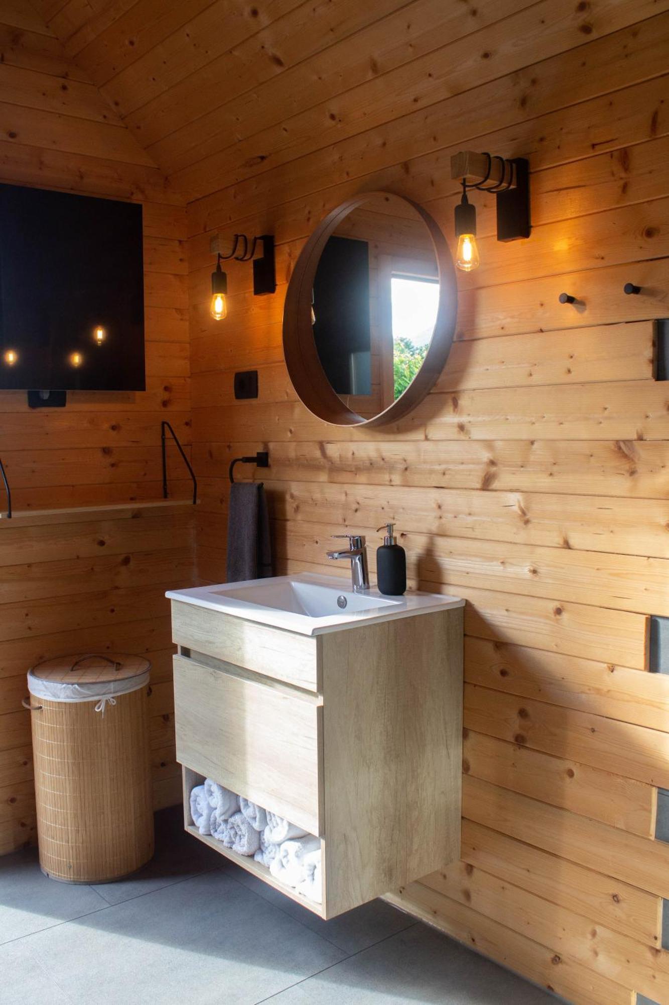 Hotel Hiska-Glamping Ajdovščina Exteriér fotografie